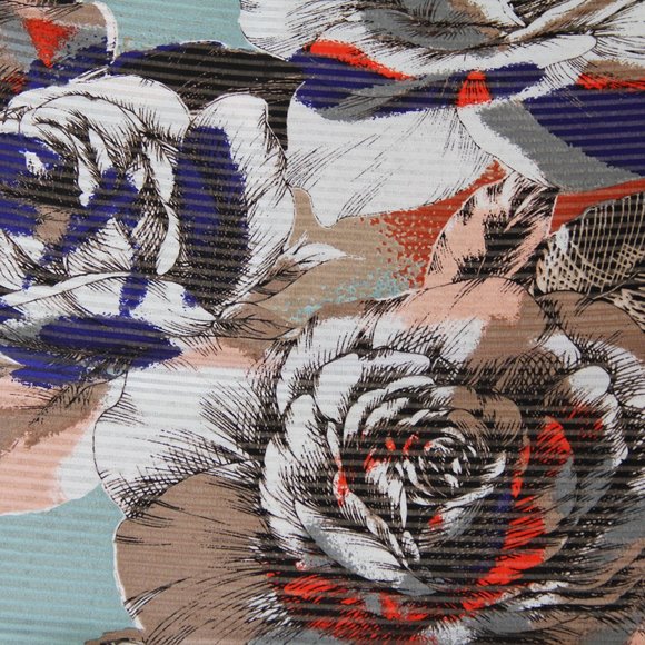 New & Tag Vince Camuto Long Rectangle Flower Scarf - Picture 2 of 14